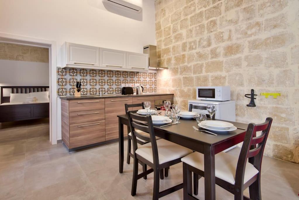 Vallettastay Old 3 * La Valette